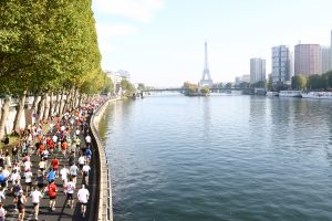 Passage sur les quais de Seine pour les 20 km de Paris