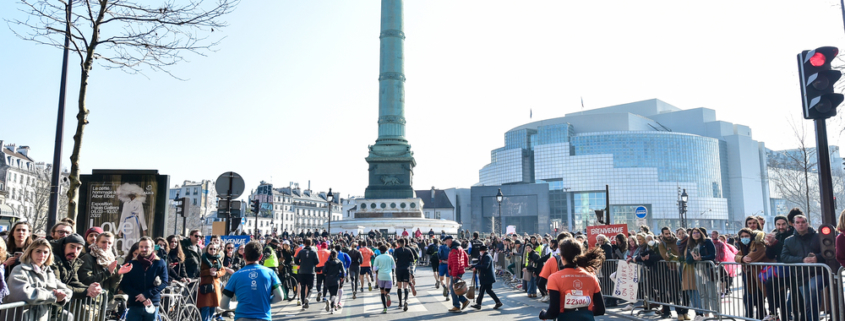Harmonie Mutuelle Semi-marathon de Paris 2022, finish Place de la Bastille.