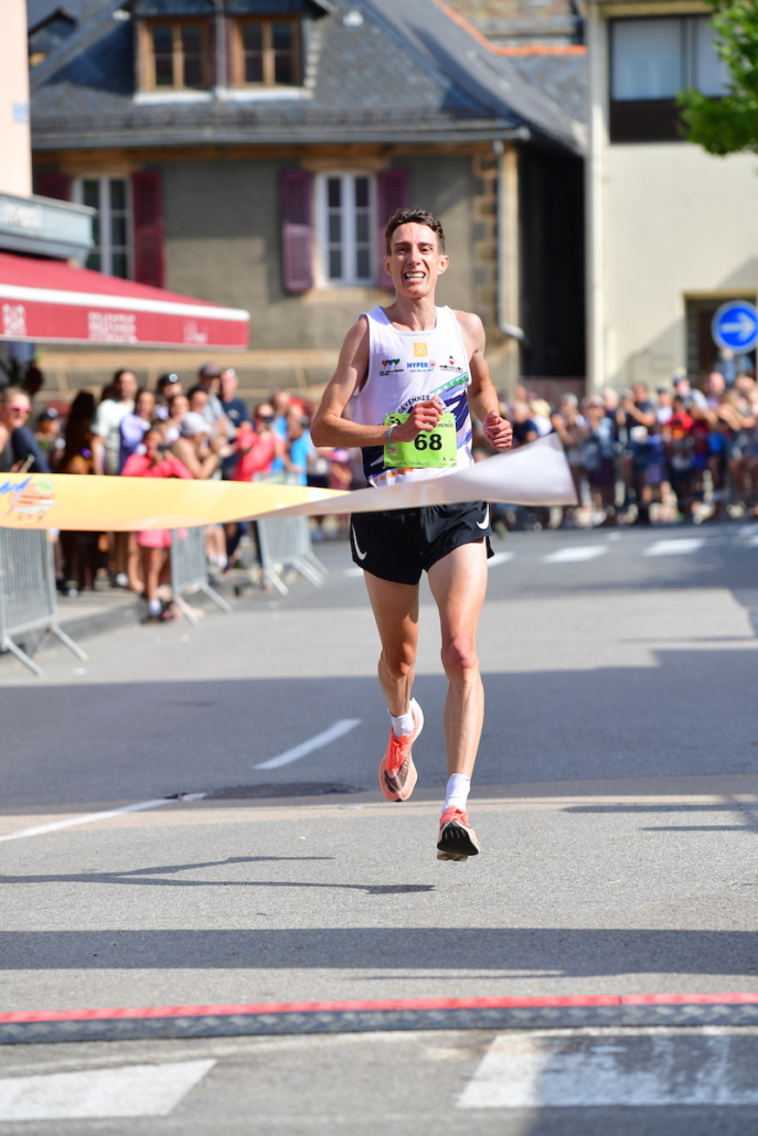 Mickaël Gras a remporté la 50e édition de Marvejols-Mende. Un Français vainqueur, ce n'était pas arrivé depuis près de 20 ans !