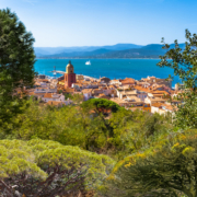 Du 10 au 12 avril, un nouvel ultra-trail inspiré de la Western States américaine parcourra les sentiers du Gofle de Saint-Tropez.