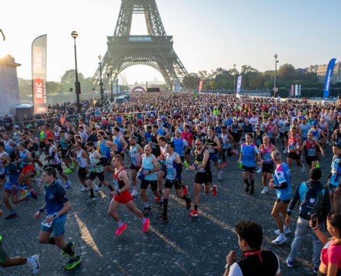 20 km de Paris, départ emblématique sur le Pont d'Iena.