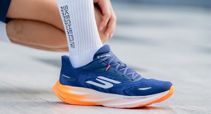 Skechers revient sur la scène running avec une nouvelle gamme Aero