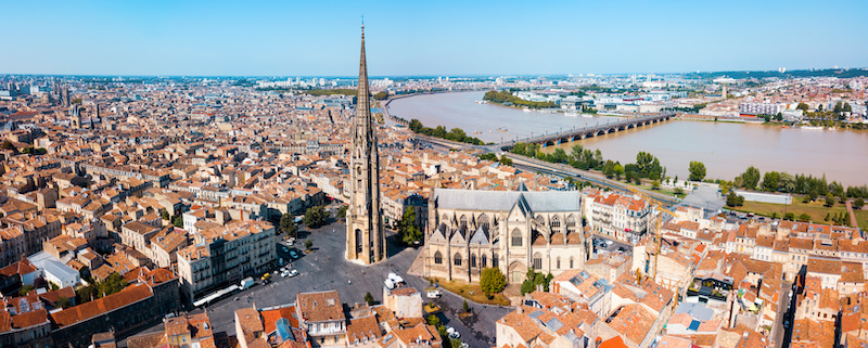 Le Stade Bordelais Athlétisme annonce le retour du Marathon de Bordeaux le dimanche 8 novembre 2026, le long des quais de la Garonne.