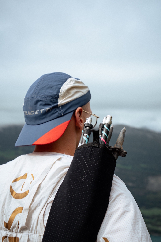 Légers, rigides et réparables, ces bâtons 100 % français en carbone ont tenu toutes leurs promesses dans l’un des environnements les plus exigeants du trail.