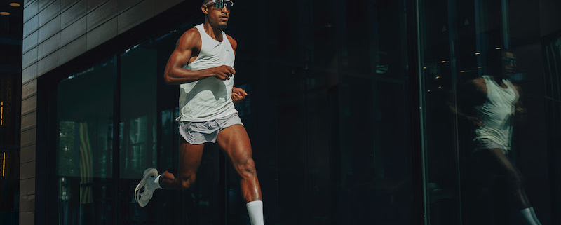 La marque trail/running de Decathlon présente la Kipstorm Elite, super shoe en carbone conçue pour le marathon, qui succède à la KD900X LD+.