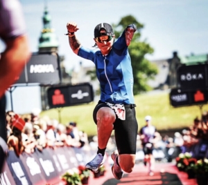 Emilie Mullier, 37 ans, vise un double Ironman à 7 jours d'intervalle, avec 32 heures de décalage horaire ce printemps.