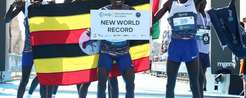 Jacob Kiplimo a établi un nouveau record du monde du semi-marathon en 57’20 lors du Semi-marathon de Lisbonne, améliorant de 10 secondes l’ancienne marque mondiale.