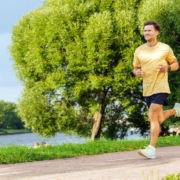 La semaine précompétitive est un levier majeur de performance en course à pied. Bien structurée, sans excès ni improvisation, elle permet de maximiser le potentiel accumulé à l’entraînement.
