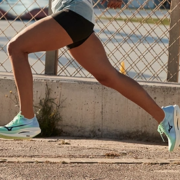 La Mizuno Rebellion Pro 3 est une chaussure de running atypique, conçue pour la performance et réservée à un usage bien précis.