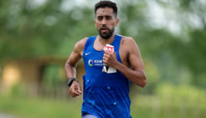 Mourhad Amdouni sacré champion de France Marathon à Ambès, dimanche 3 mai 2026.