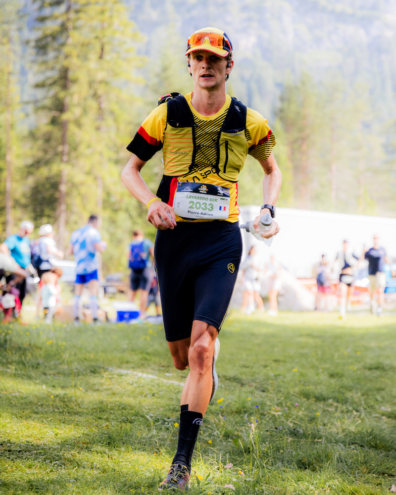 Rencontre avec l'Annécien Pierre-Adrien Rencontre avec Pierre-Adrien Hivert, nouvelle recrue La Sportiva qui a terminé à la 7eme place du 80 km du Lavaredo Ultra-Trail.