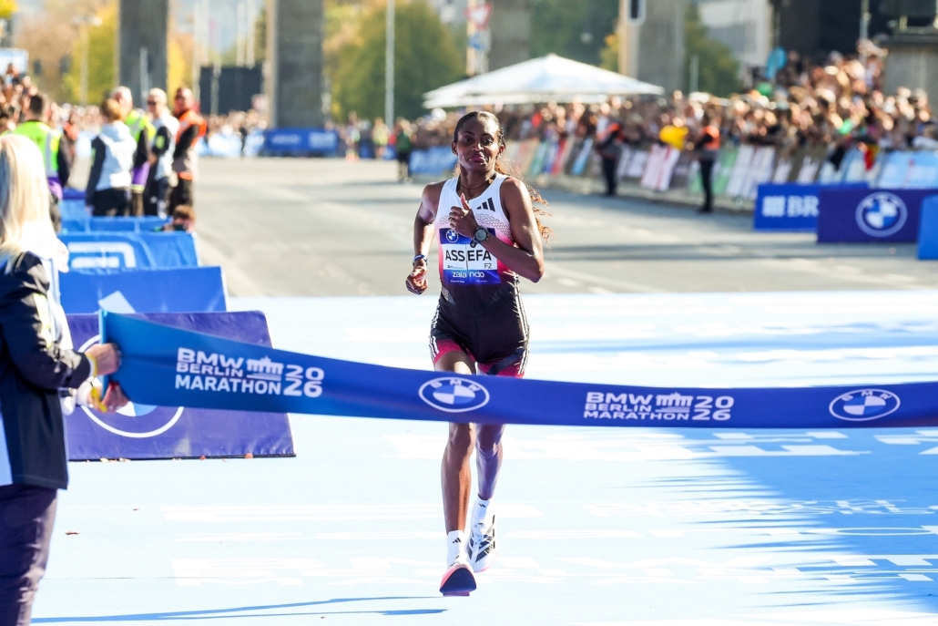 st Assefa a remporté le Marathon de Berlin 2026 en 2 h 11’04’’, nouveau record de l’épreuve.