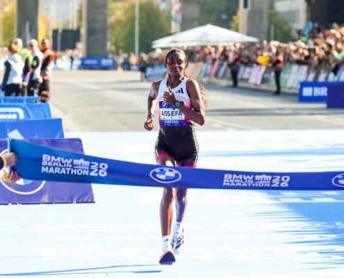 st Assefa a remporté le Marathon de Berlin 2026 en 2 h 11’04’’, nouveau record de l’épreuve.