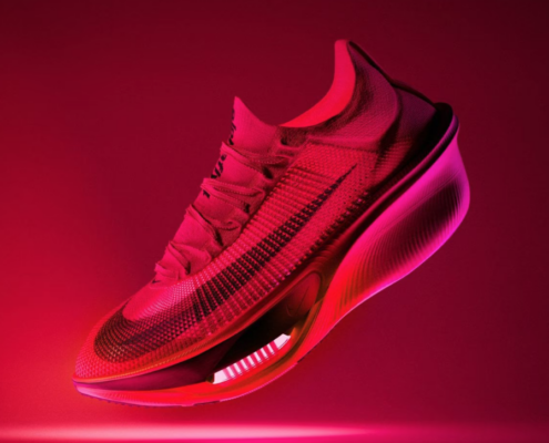 Nike Alphafly 4 : découvrez les nouveautés de la chaussure marathon, son poids de 188 g, la mousse ZoomX LT, la plaque carbone Flyplate et les Air Zoom.