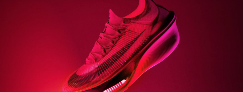 Nike Alphafly 4 : découvrez les nouveautés de la chaussure marathon, son poids de 188 g, la mousse ZoomX LT, la plaque carbone Flyplate et les Air Zoom.