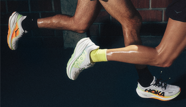 Test Hoka Clifton Pro : découvrez notre avis sur son amorti, son confort et son dynamisme. Une chaussure de running polyvalente pour courir longtemps et accélérer.