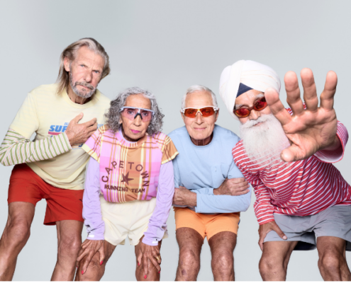 Altra lance la Legacy Team, une équipe de quatre coureurs âgés de 75 à 85 ans, pour promouvoir la longévité et inspirer les nouvelles générations.